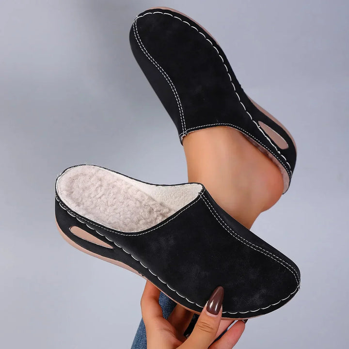 Rosie Orthopaedic Slippers - Black